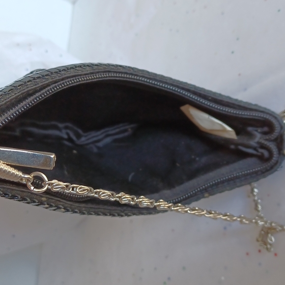 Metal Mesh Black Evening Purse - Picture 5 of 8